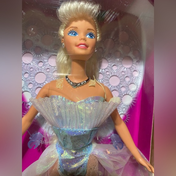 Bubble Angel Barbie - Picture 4 of 5